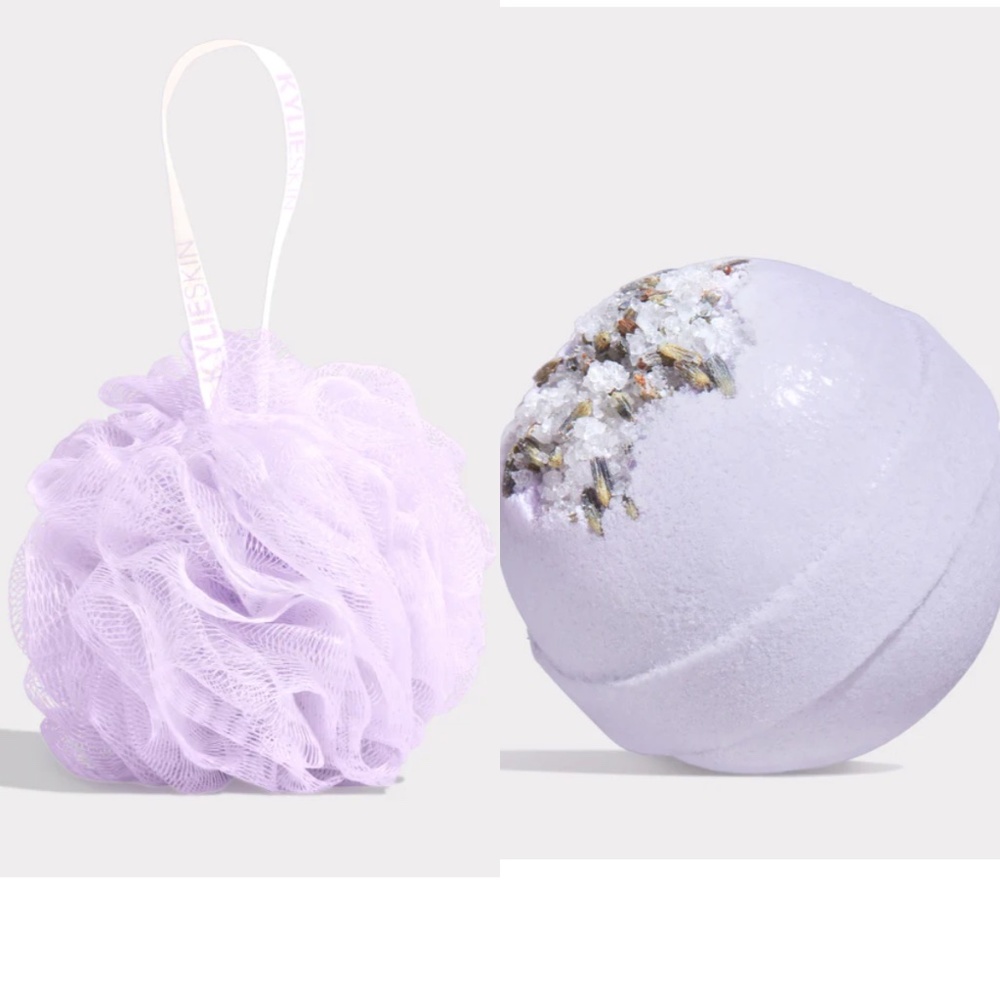 KYLIE SKIN - lavender bath bomb & loofa